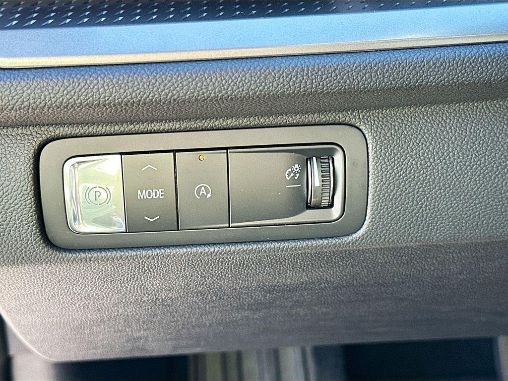 new 2026 Chevrolet Traverse car, priced at $49,145
