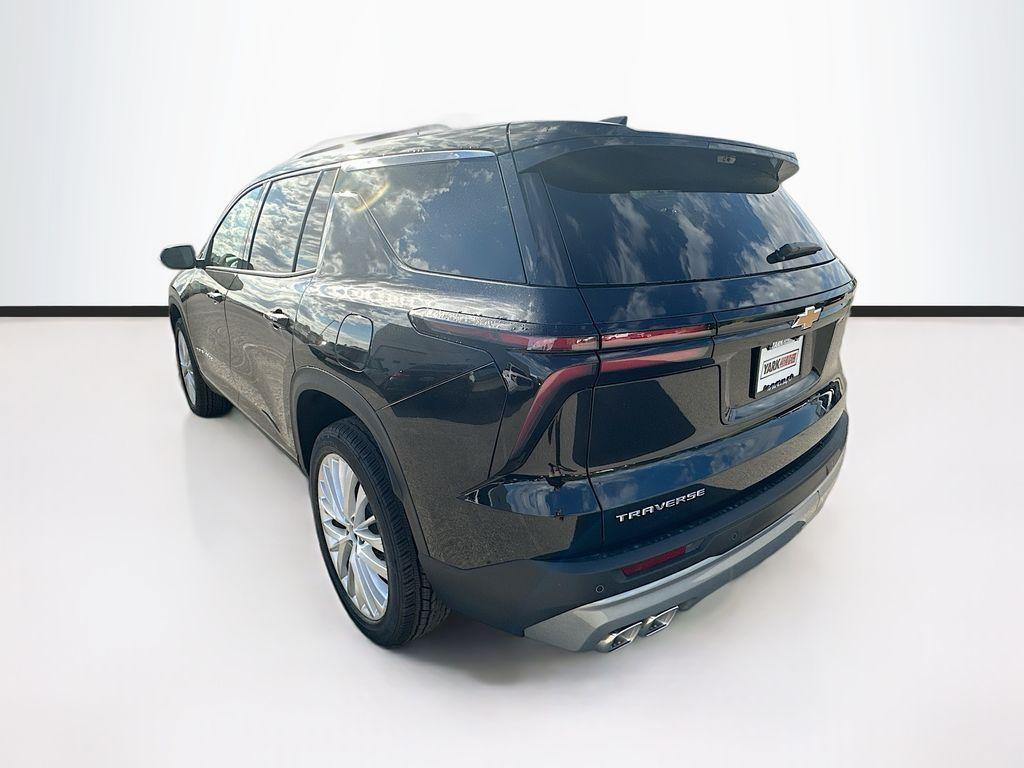 new 2026 Chevrolet Traverse car, priced at $49,095