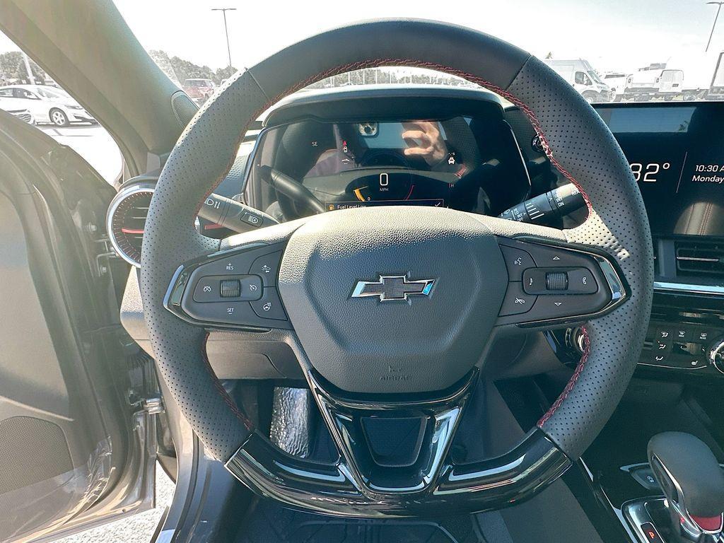new 2025 Chevrolet Trax car, priced at $26,930