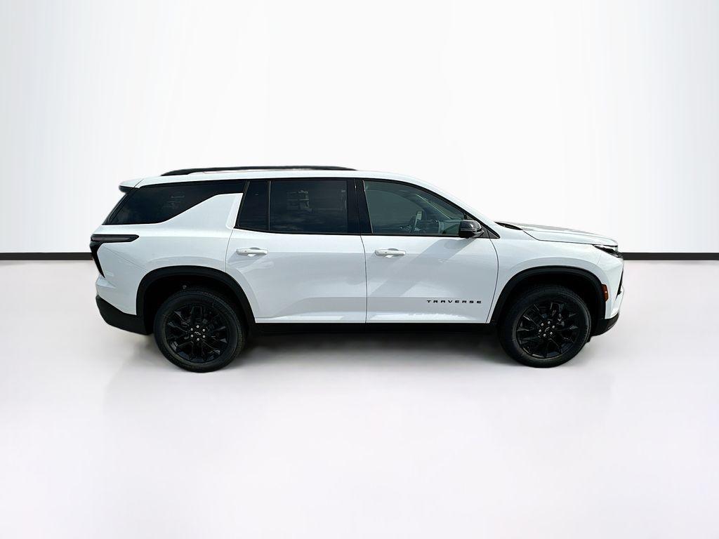 new 2026 Chevrolet Traverse car, priced at $47,680