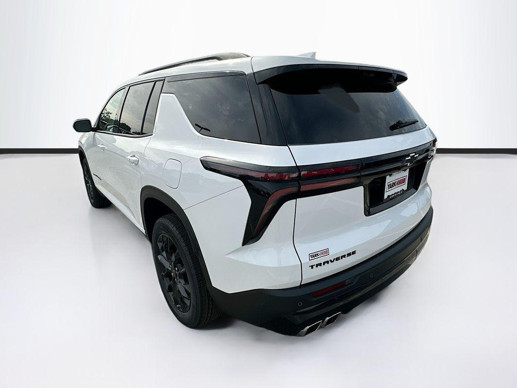new 2026 Chevrolet Traverse car, priced at $47,680