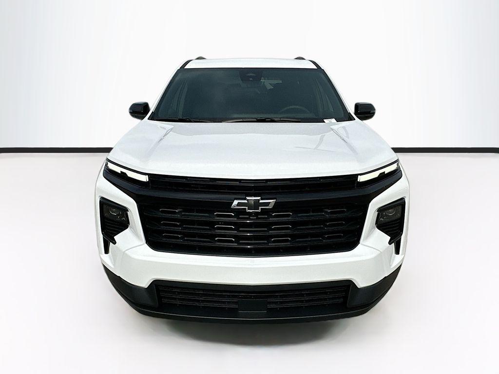 new 2026 Chevrolet Traverse car, priced at $47,680
