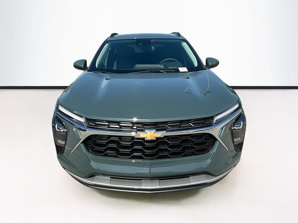 new 2025 Chevrolet Trax car, priced at $24,955
