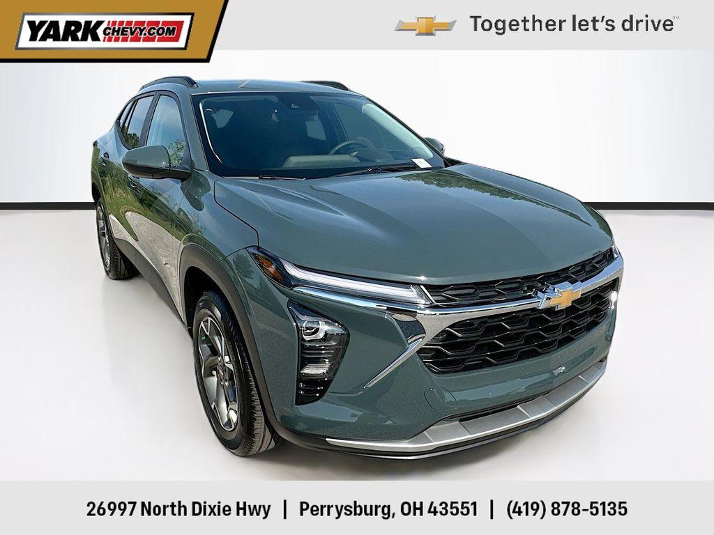 new 2025 Chevrolet Trax car, priced at $24,955