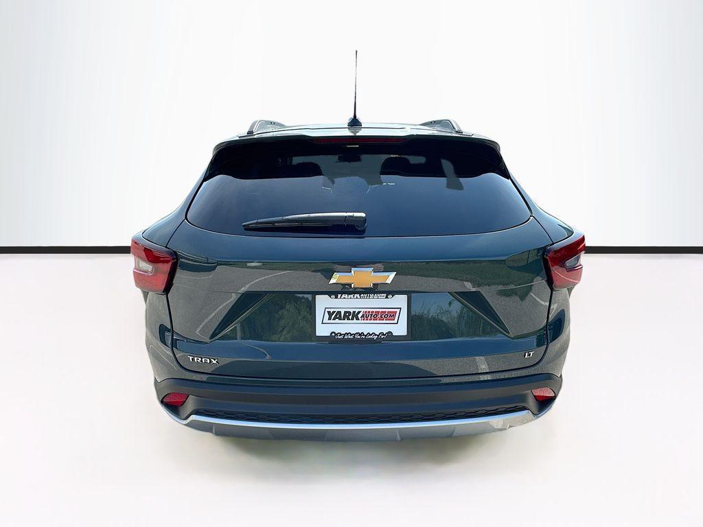 new 2025 Chevrolet Trax car, priced at $24,955