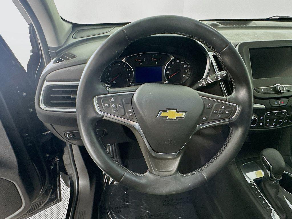 used 2024 Chevrolet Equinox car, priced at $22,985