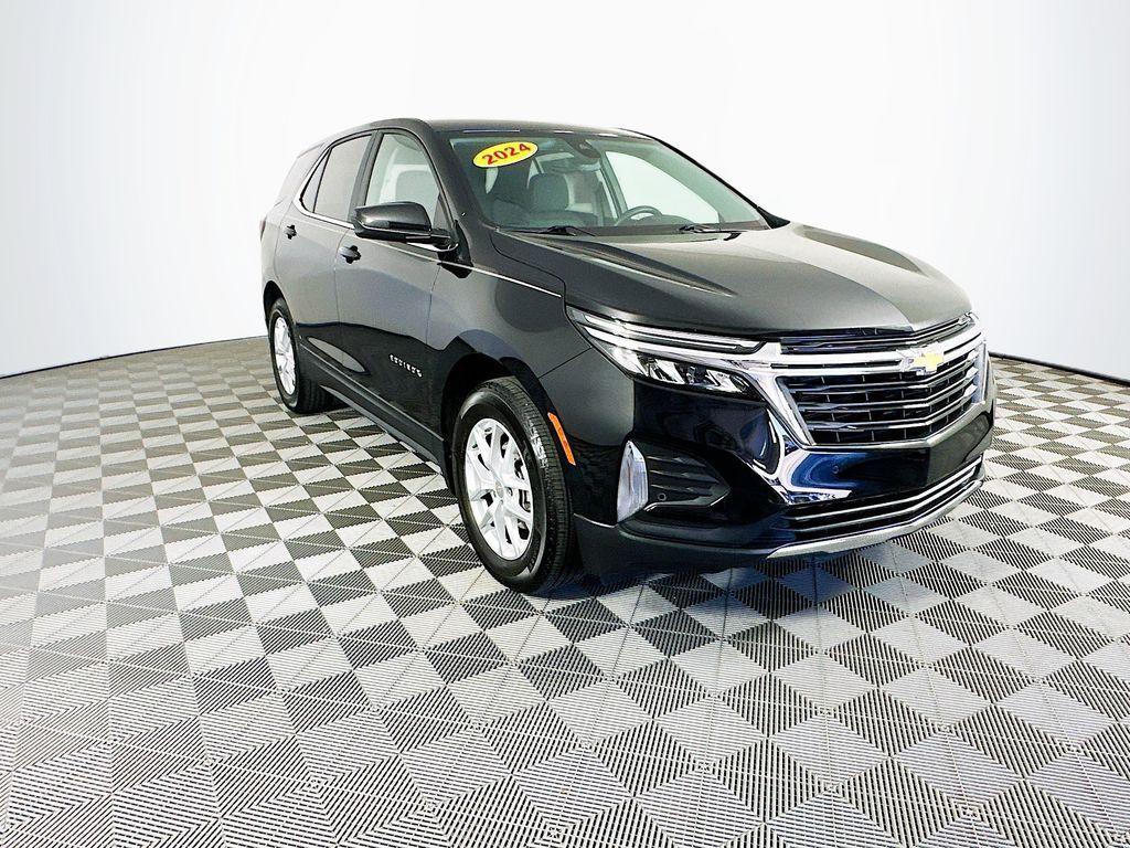used 2024 Chevrolet Equinox car, priced at $22,985
