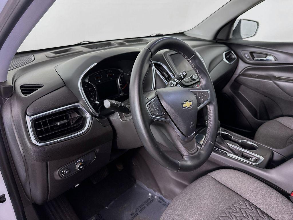 used 2023 Chevrolet Equinox car, priced at $21,300