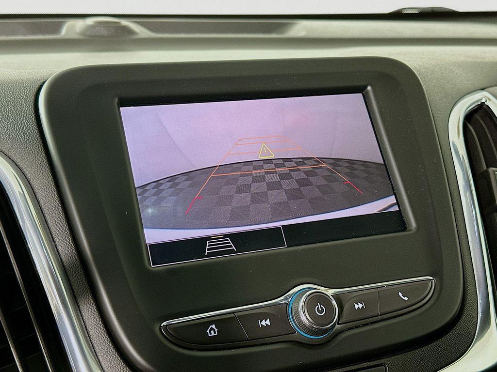 used 2023 Chevrolet Equinox car, priced at $21,300