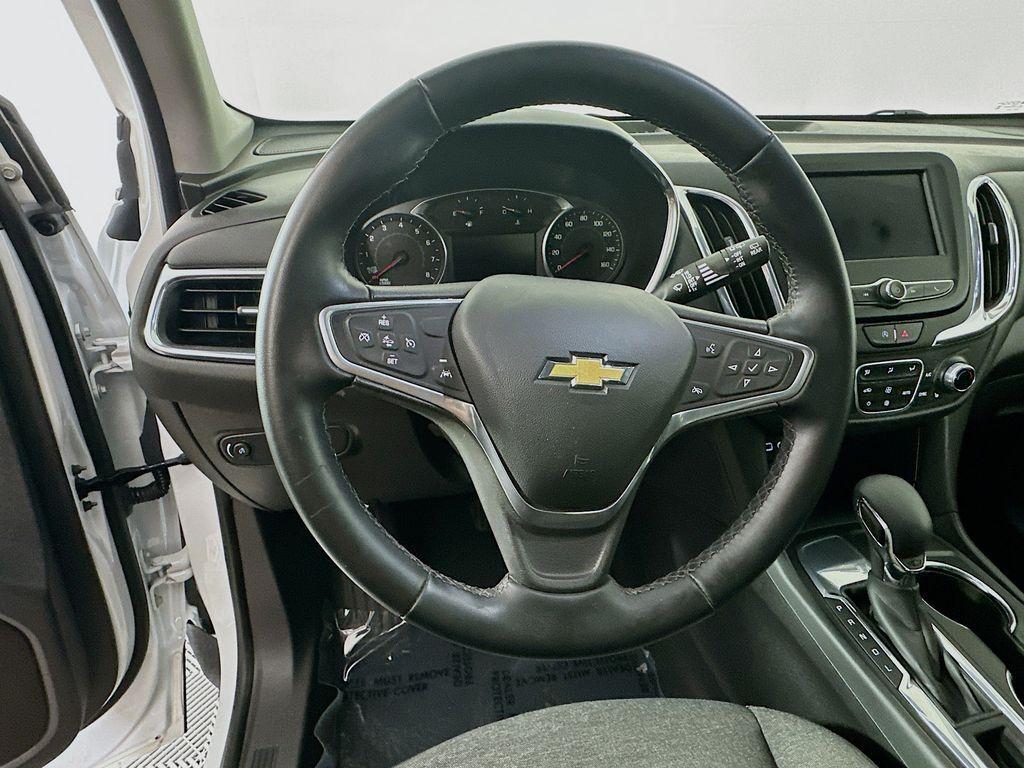 used 2023 Chevrolet Equinox car, priced at $21,300