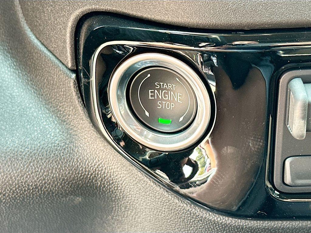 new 2025 Chevrolet Silverado 1500 car, priced at $52,595