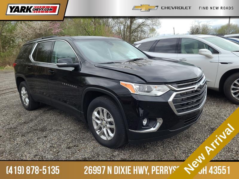 used 2021 Chevrolet Traverse car, priced at $28,150