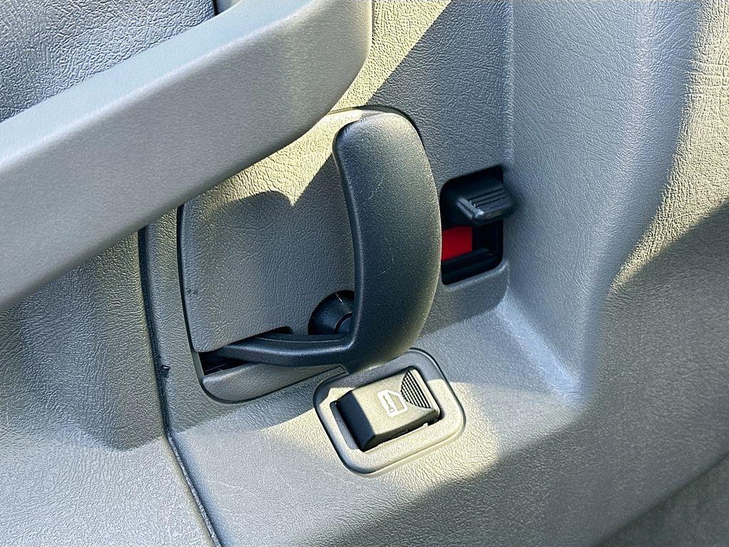 new 2024 Chevrolet Express 3500 car