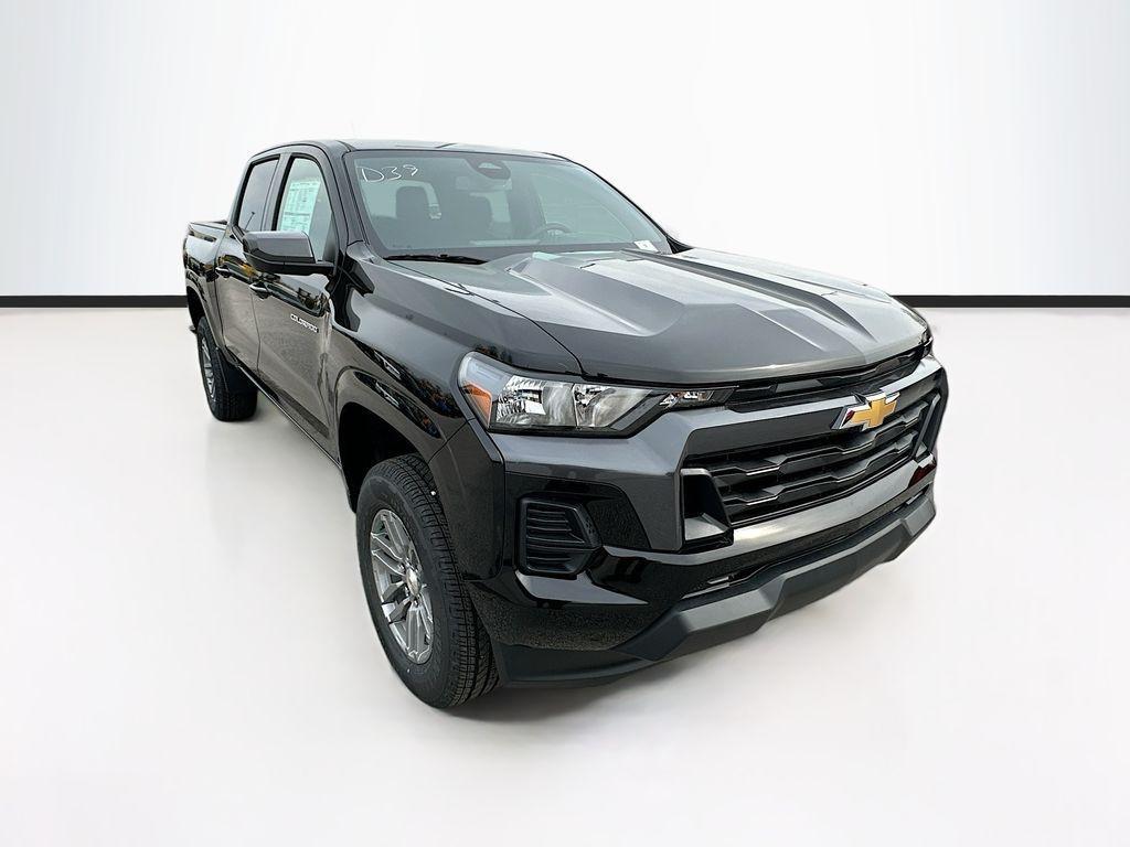 new 2025 Chevrolet Colorado car, priced at $39,695