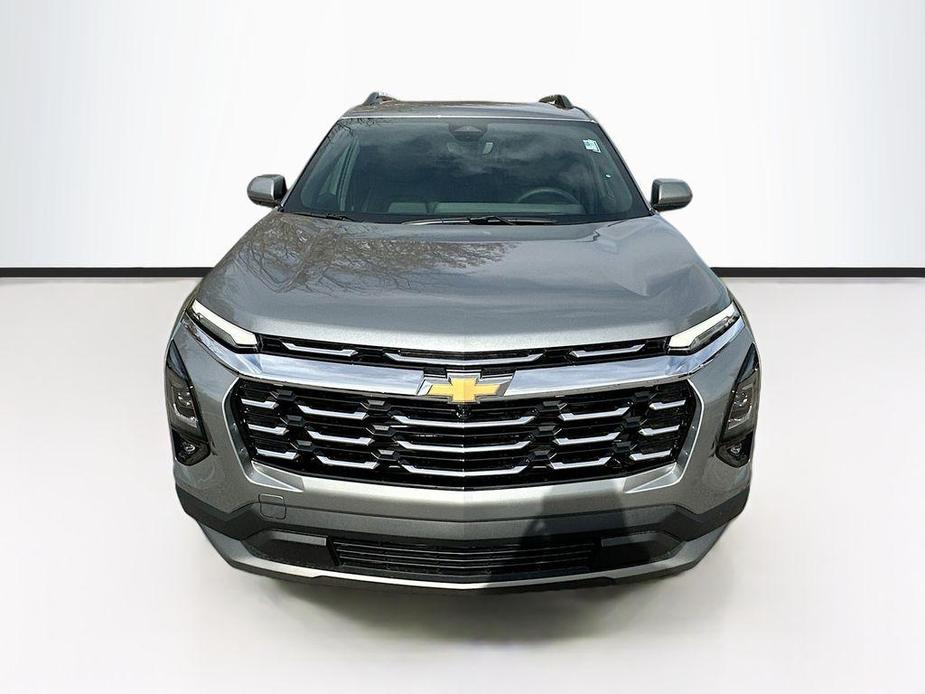 new 2025 Chevrolet Equinox car, priced at $33,230