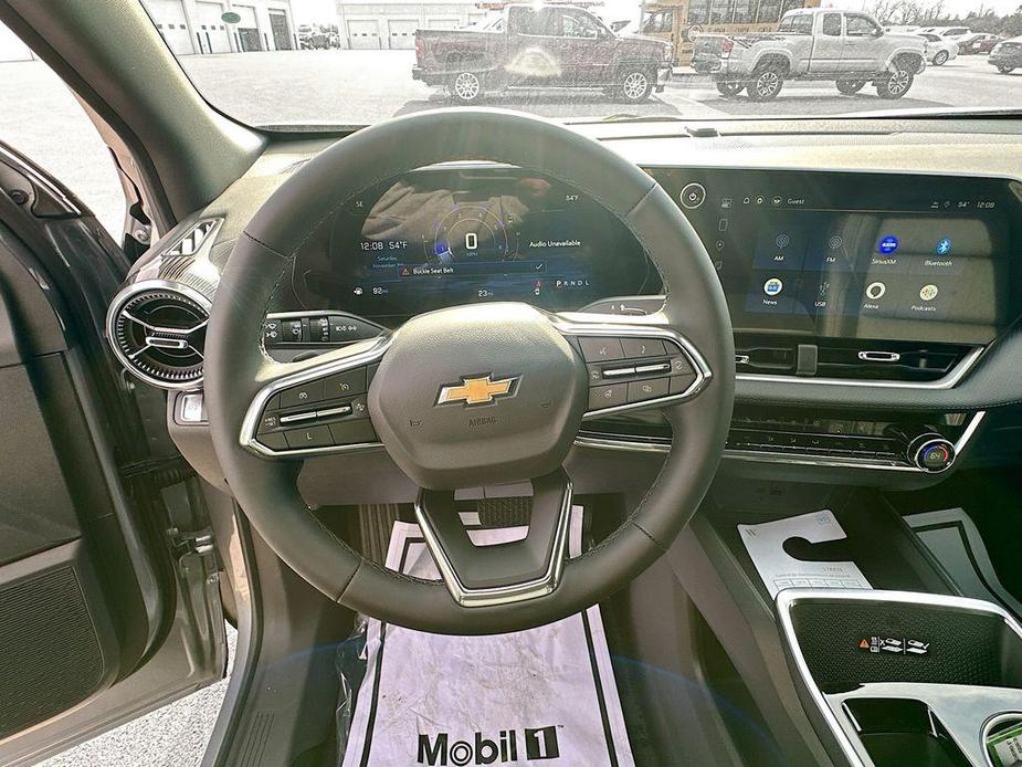 new 2025 Chevrolet Equinox car, priced at $33,230