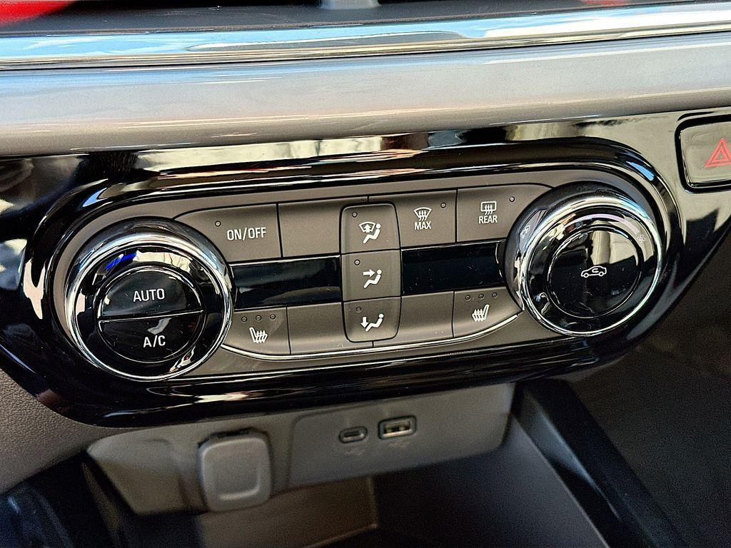 new 2026 Chevrolet Trax car, priced at $26,600