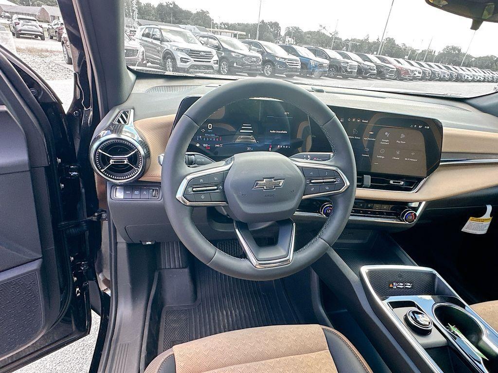 new 2026 Chevrolet Equinox car, priced at $38,360
