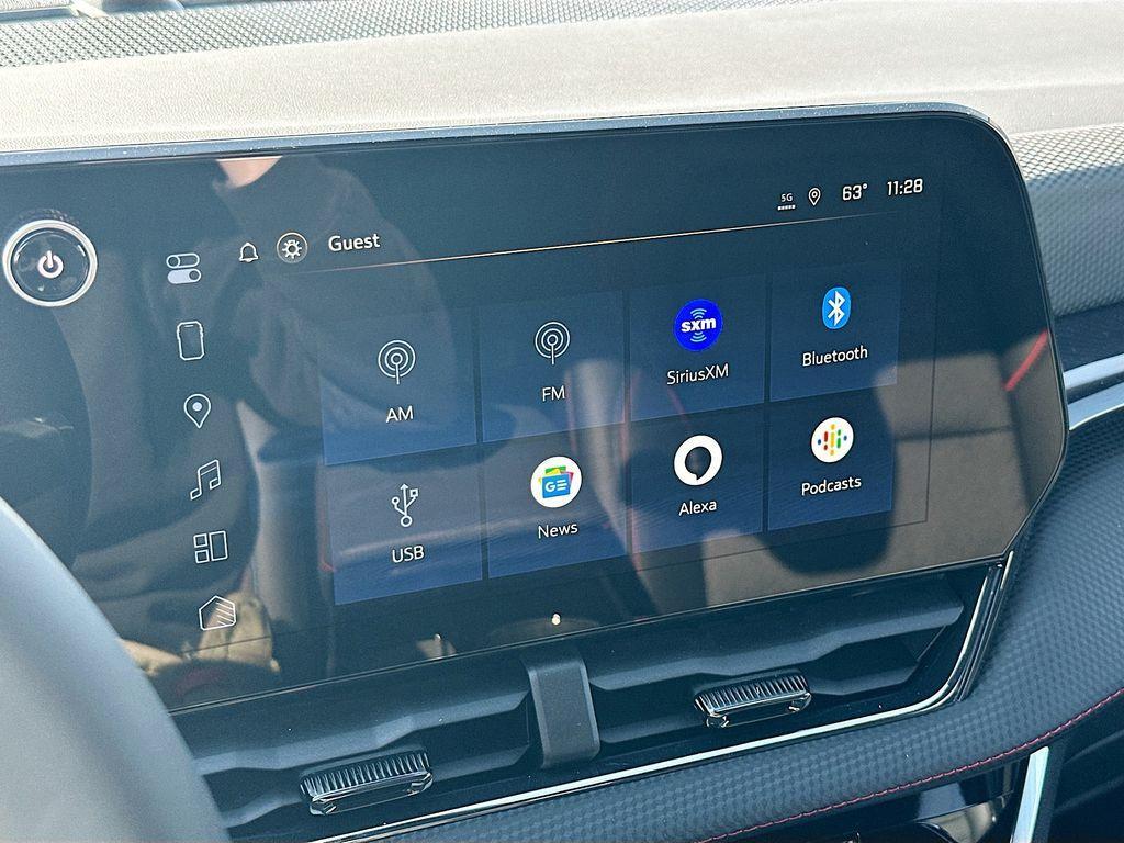 new 2025 Chevrolet Equinox car, priced at $37,040