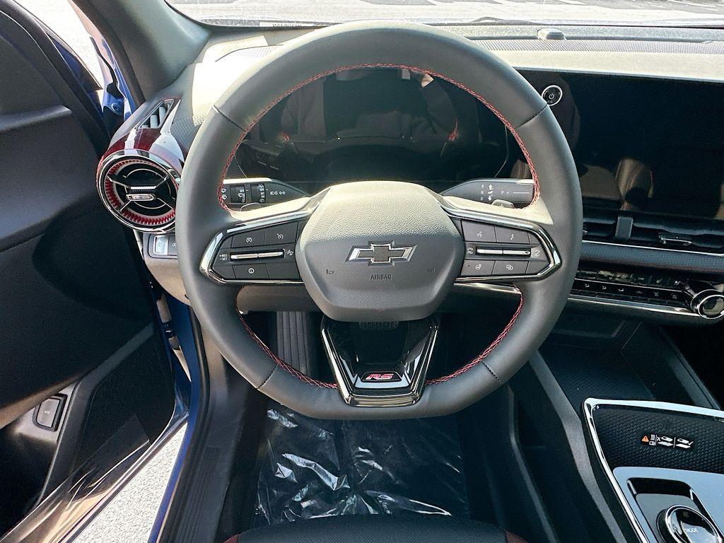new 2025 Chevrolet Equinox car, priced at $37,040