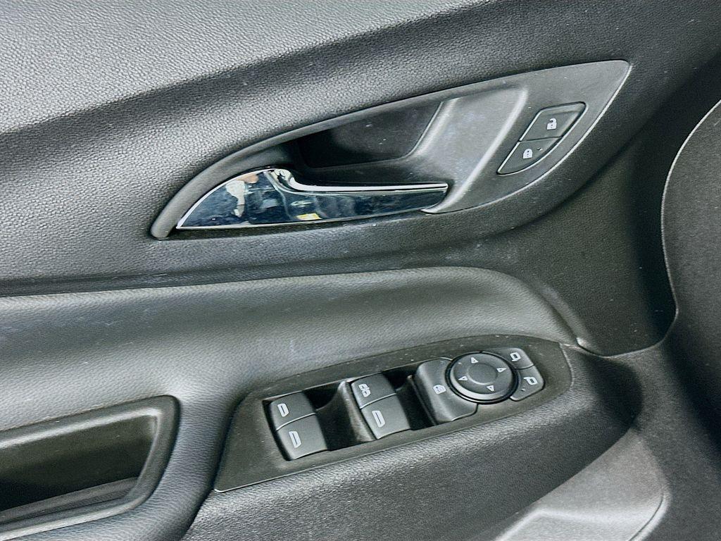used 2020 Chevrolet Equinox car, priced at $14,216