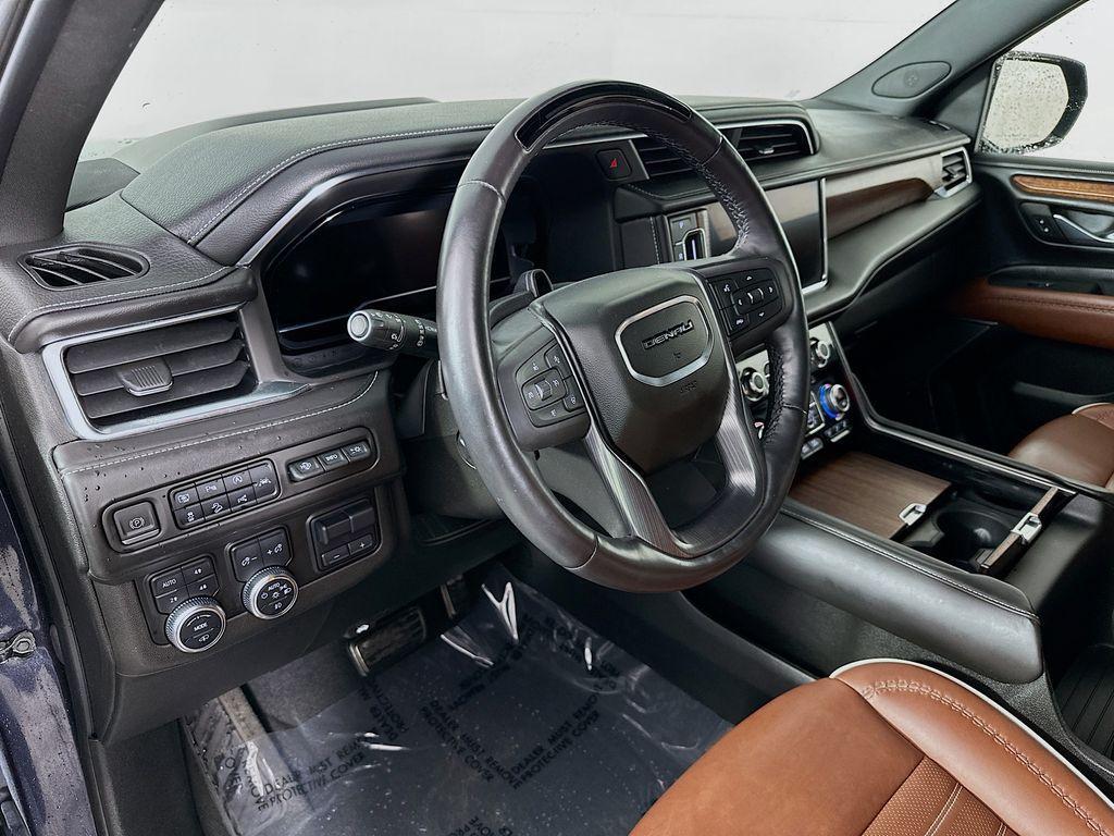 used 2023 GMC Yukon car, priced at $72,500