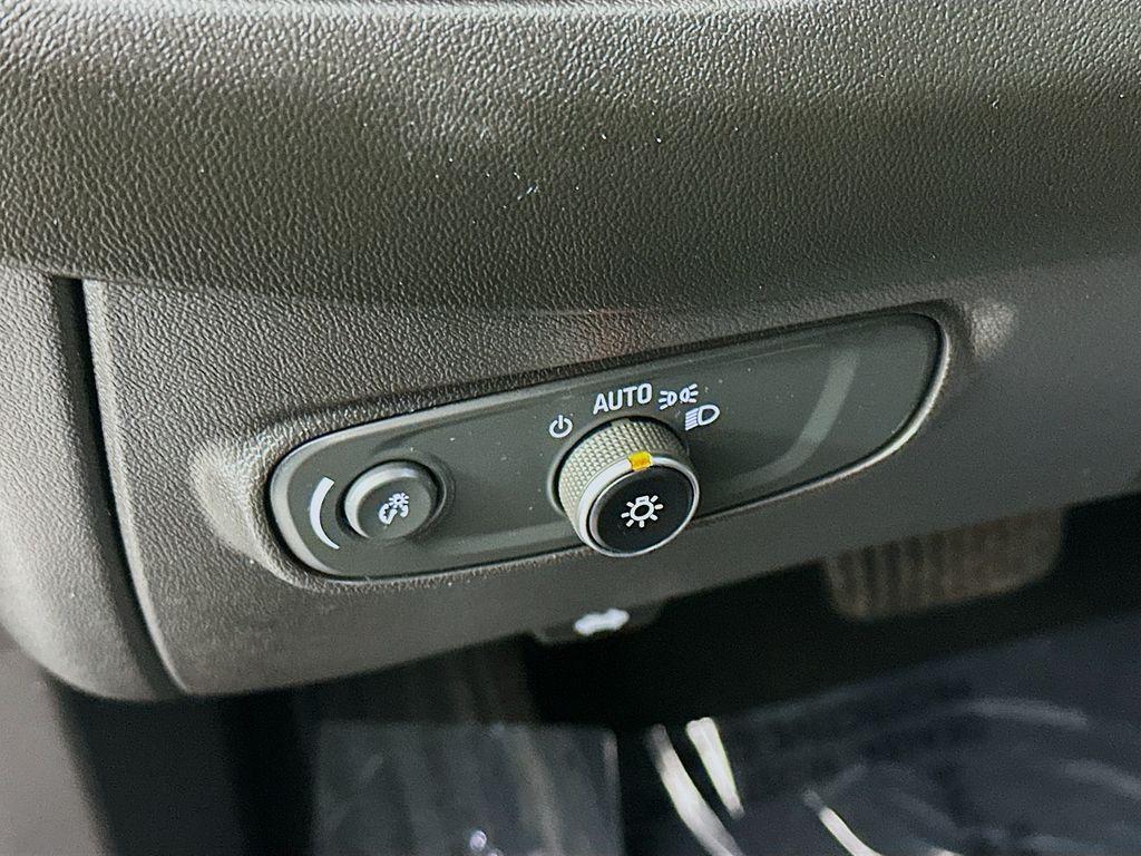 used 2023 Chevrolet Equinox car, priced at $20,515