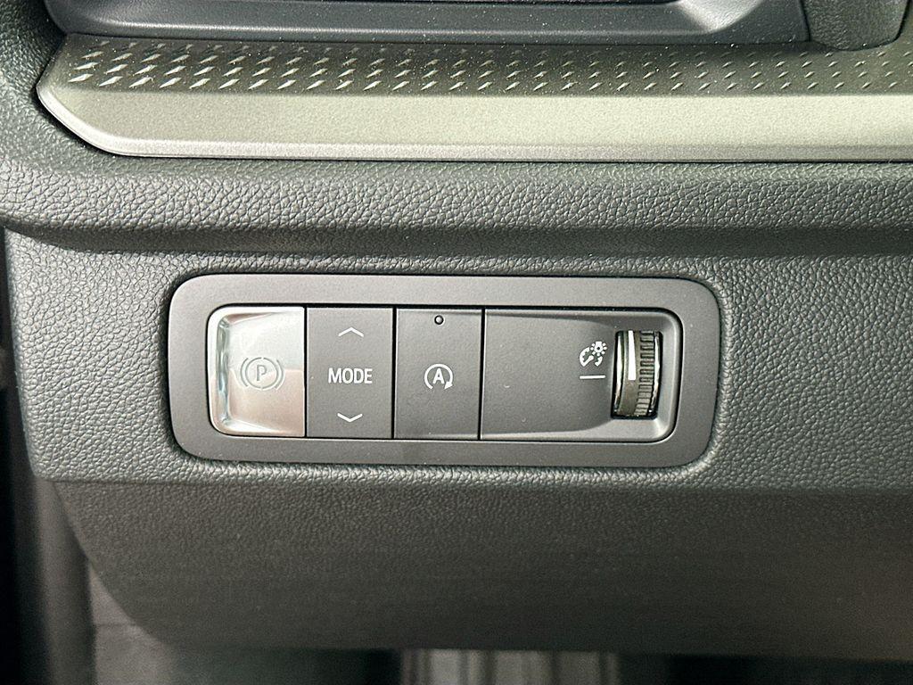 new 2025 Chevrolet Traverse car, priced at $43,045