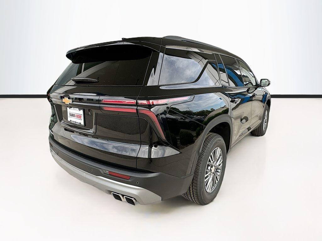 new 2025 Chevrolet Traverse car, priced at $43,045