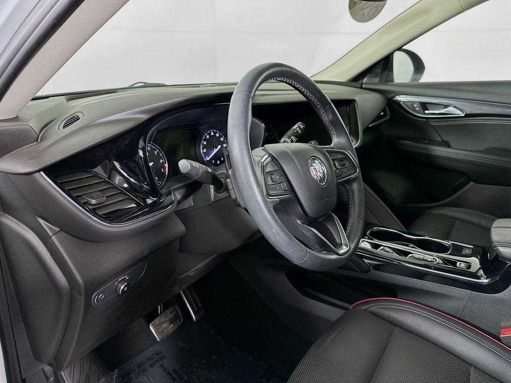 used 2022 Buick Envision car, priced at $27,000