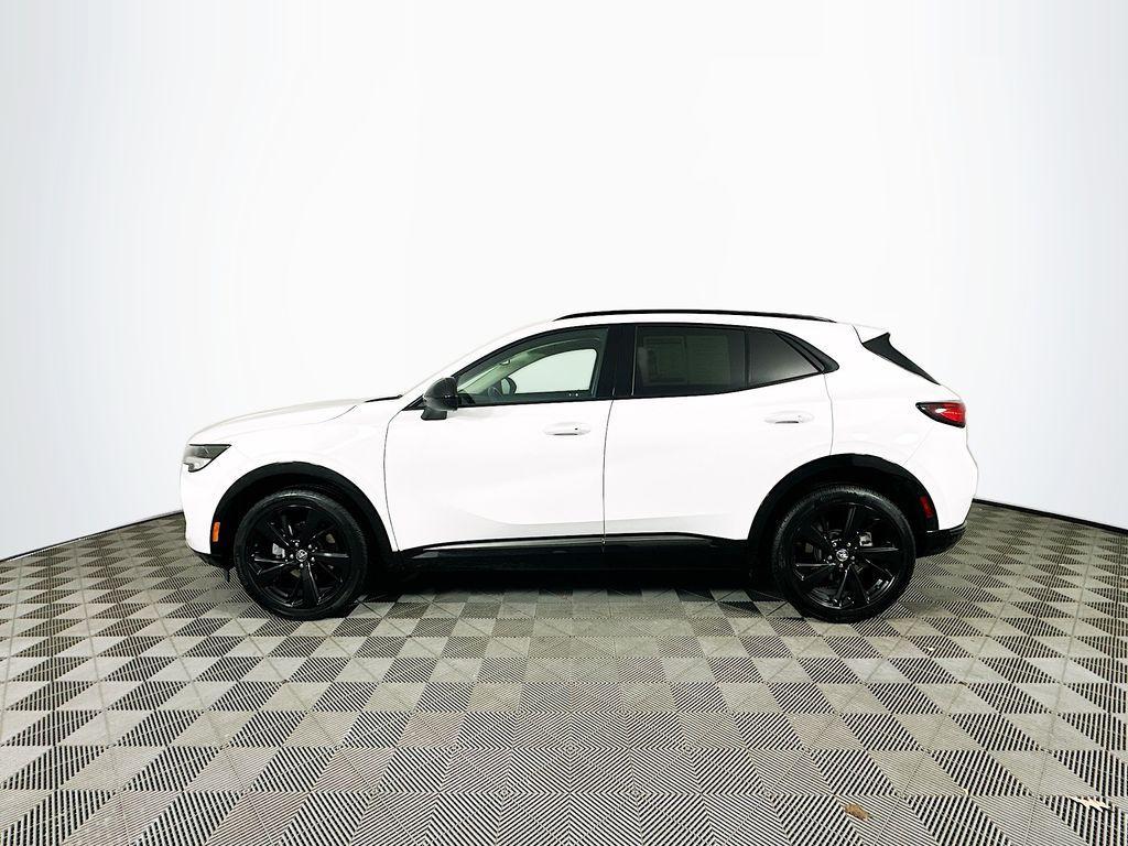 used 2022 Buick Envision car, priced at $27,000