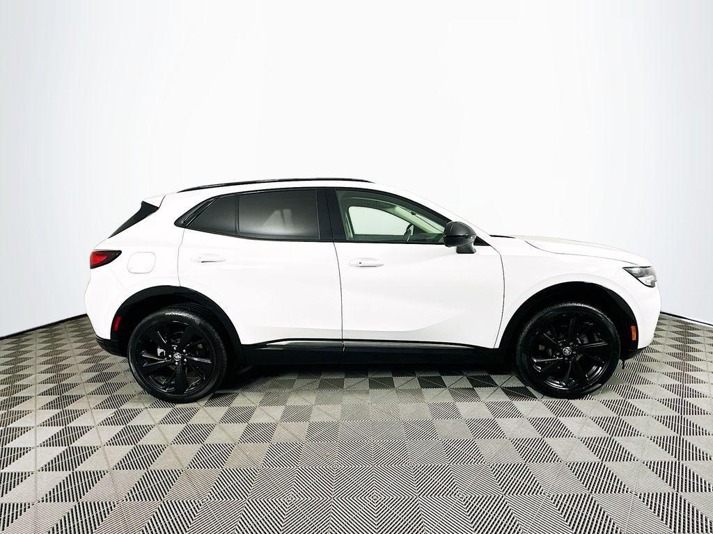 used 2022 Buick Envision car, priced at $27,000
