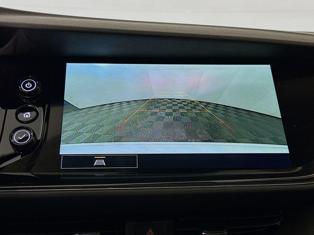 used 2022 Buick Envision car, priced at $27,000