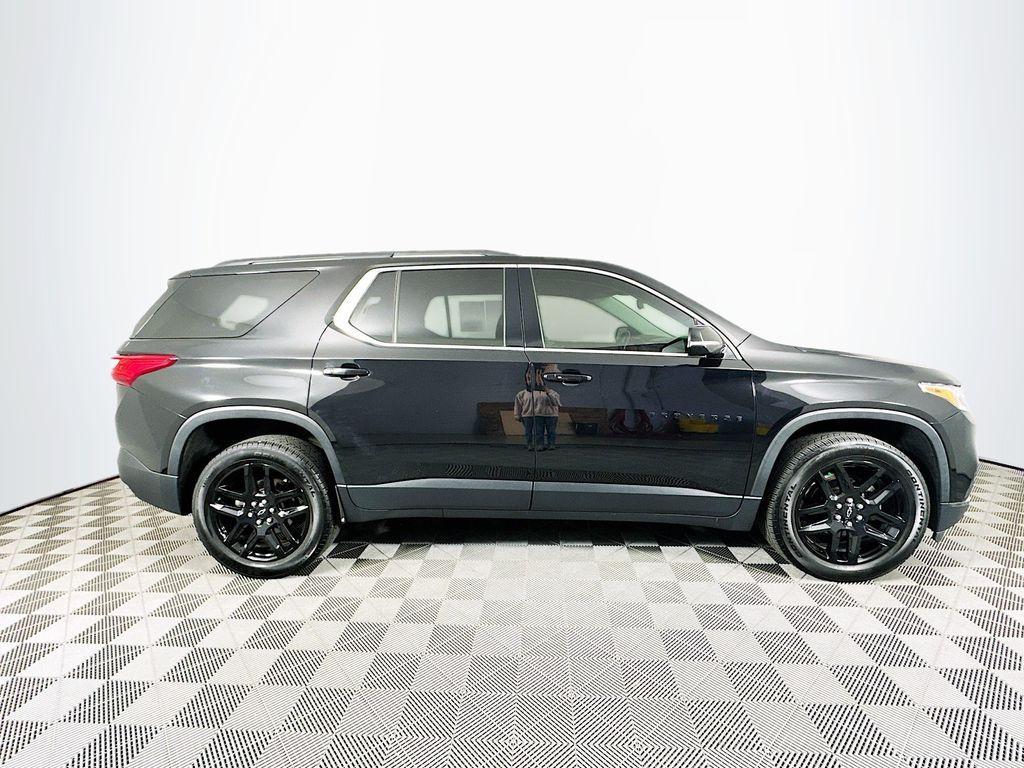 used 2020 Chevrolet Traverse car, priced at $20,833