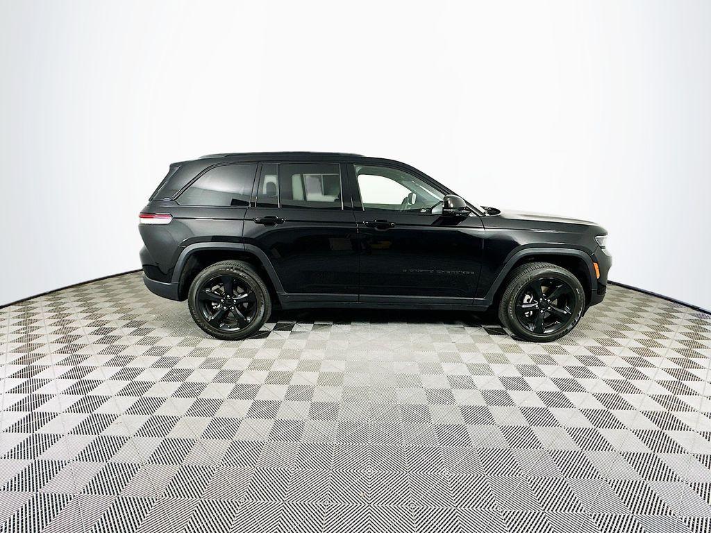 used 2023 Jeep Grand Cherokee car, priced at $34,374