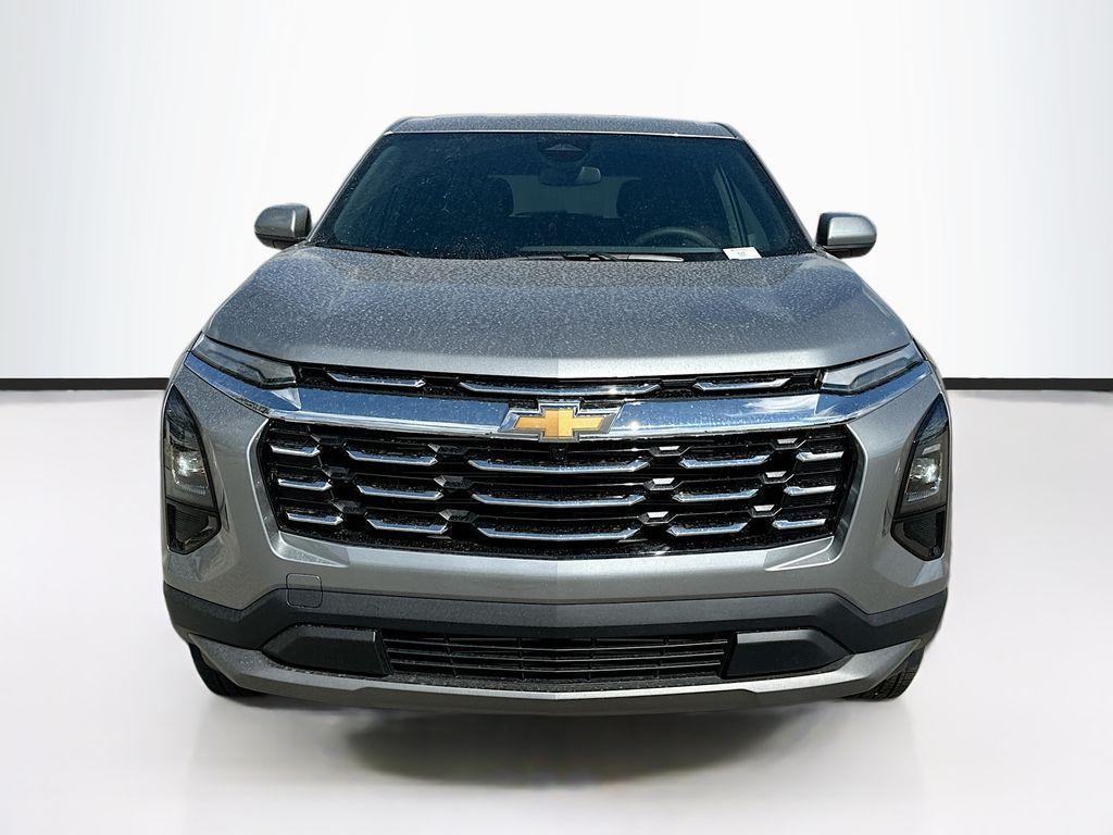 new 2026 Chevrolet Equinox car, priced at $30,235