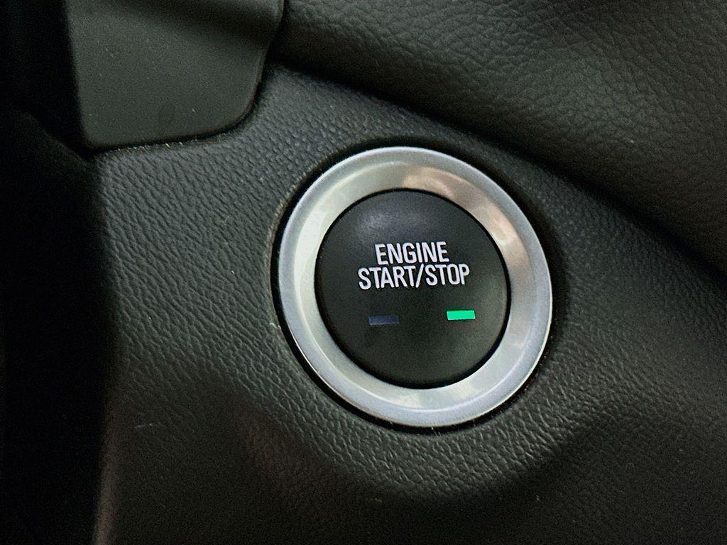 used 2023 Chevrolet Equinox car, priced at $20,150