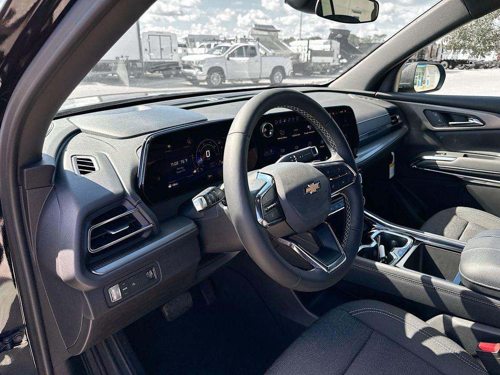 new 2026 Chevrolet Traverse car, priced at $42,695