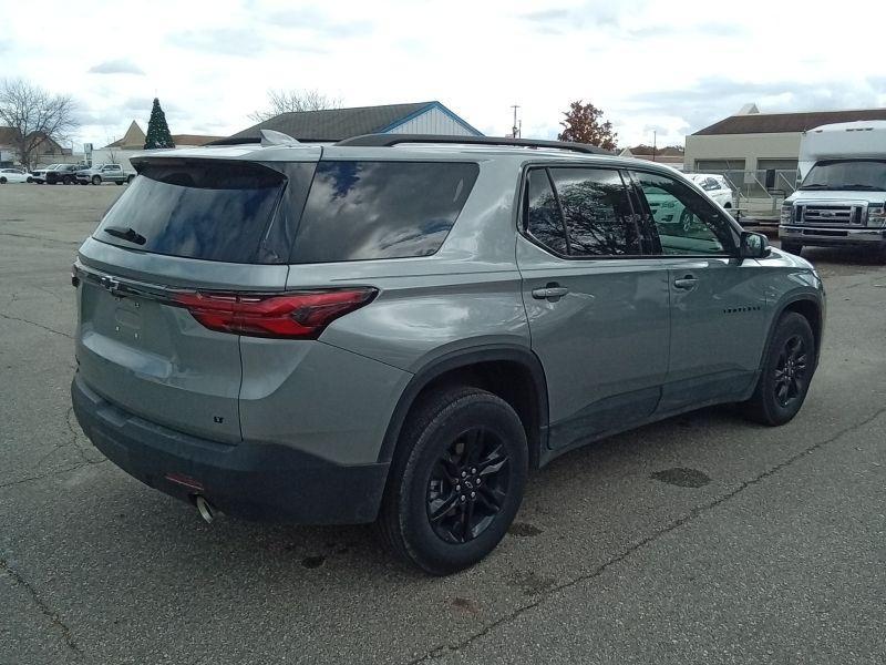 used 2023 Chevrolet Traverse car, priced at $32,887