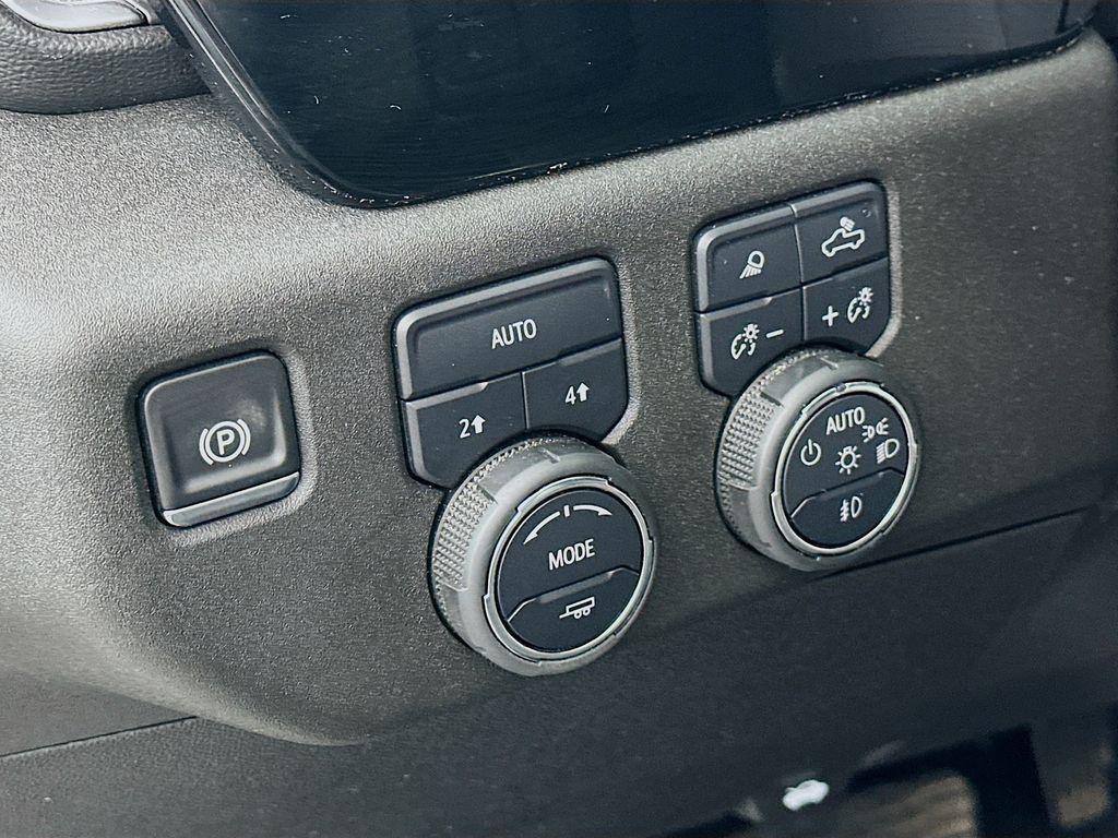 used 2025 Chevrolet Silverado 1500 car, priced at $51,990