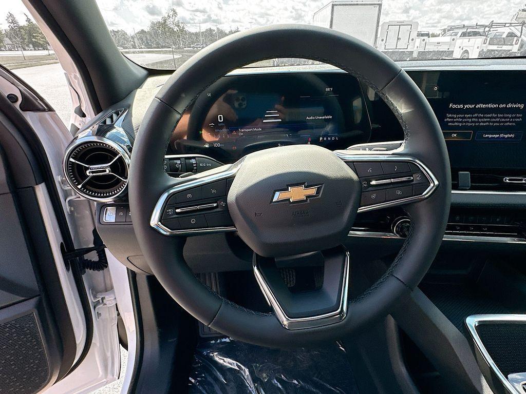 new 2026 Chevrolet Equinox car, priced at $30,235