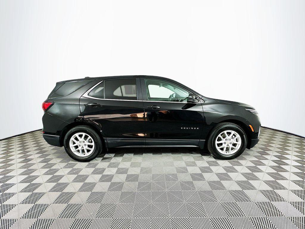 used 2022 Chevrolet Equinox car, priced at $17,100