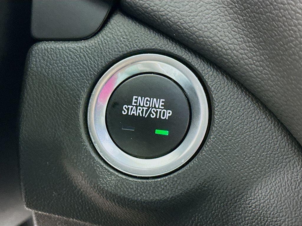 used 2022 Chevrolet Equinox car, priced at $17,100