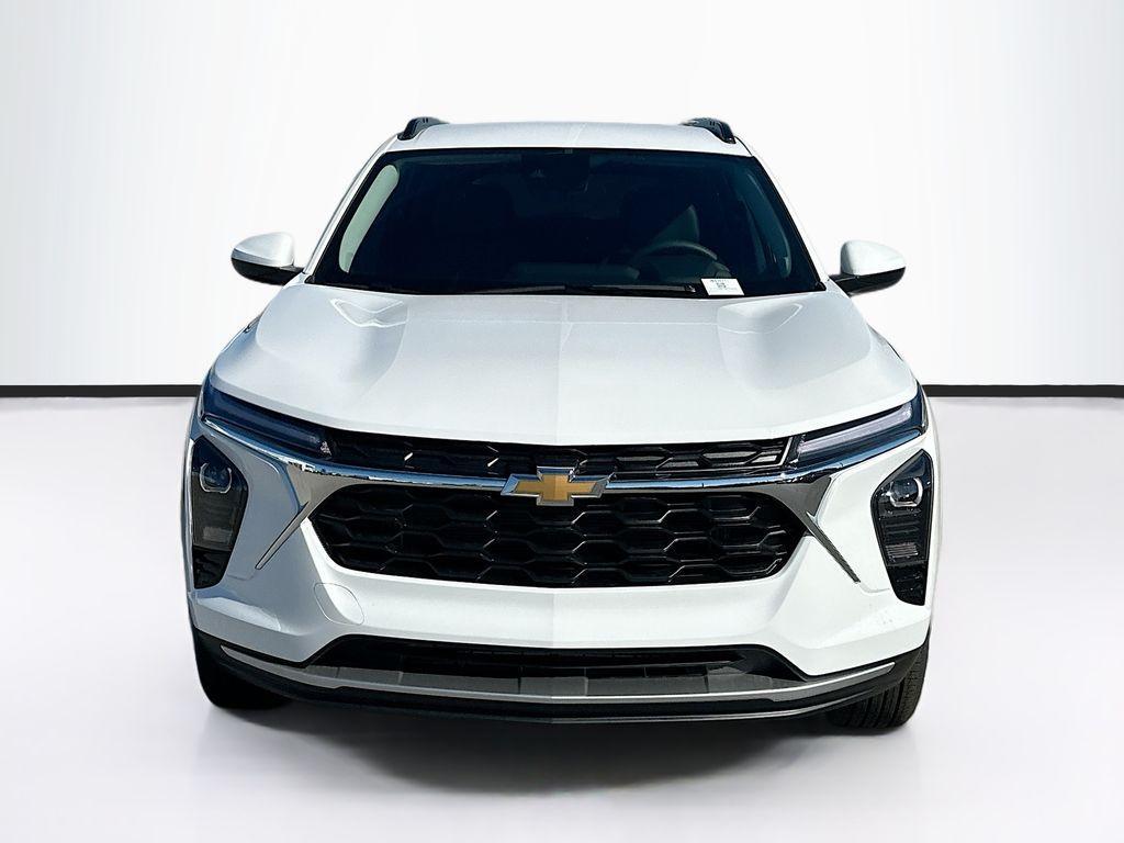 new 2025 Chevrolet Trax car, priced at $24,095