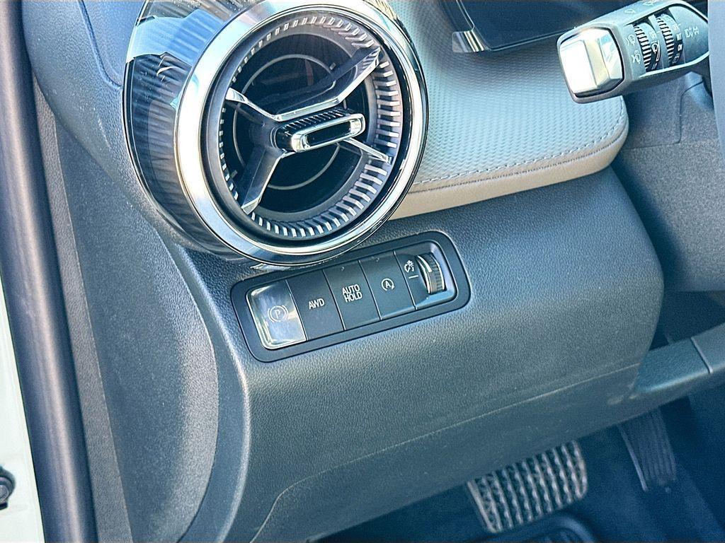 new 2026 Chevrolet Equinox car, priced at $37,325