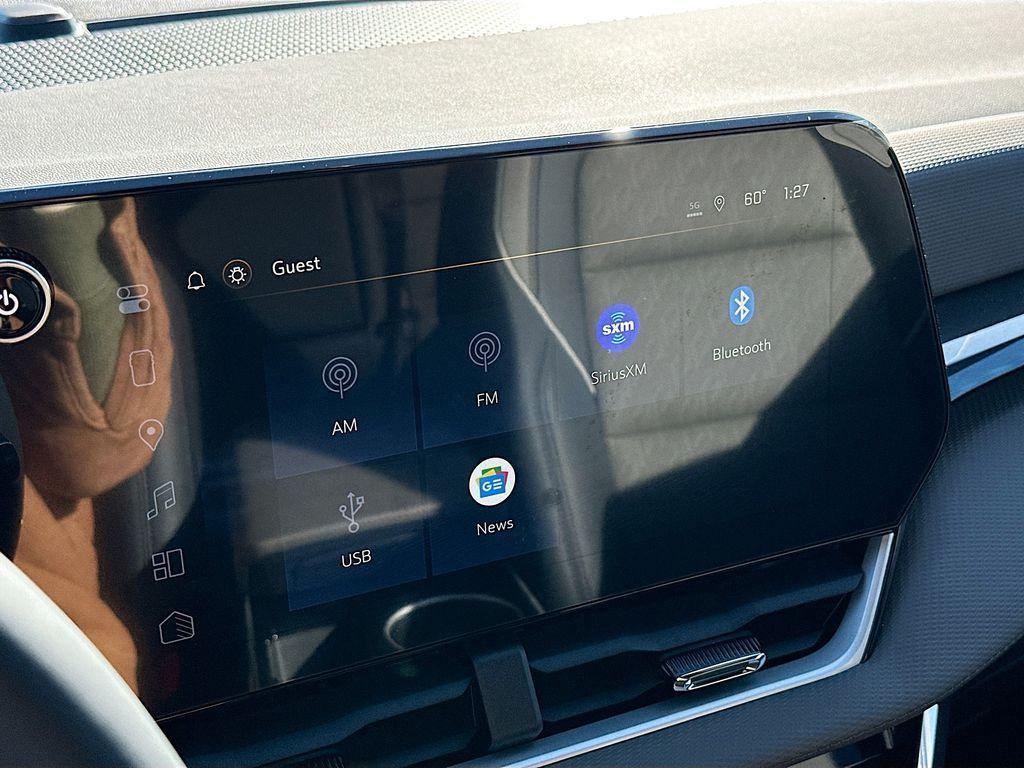 new 2026 Chevrolet Equinox car, priced at $37,325