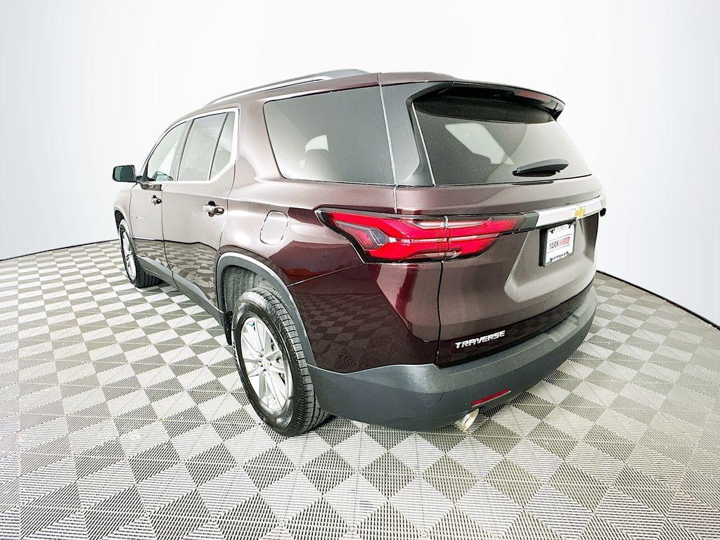 used 2023 Chevrolet Traverse car, priced at $29,998