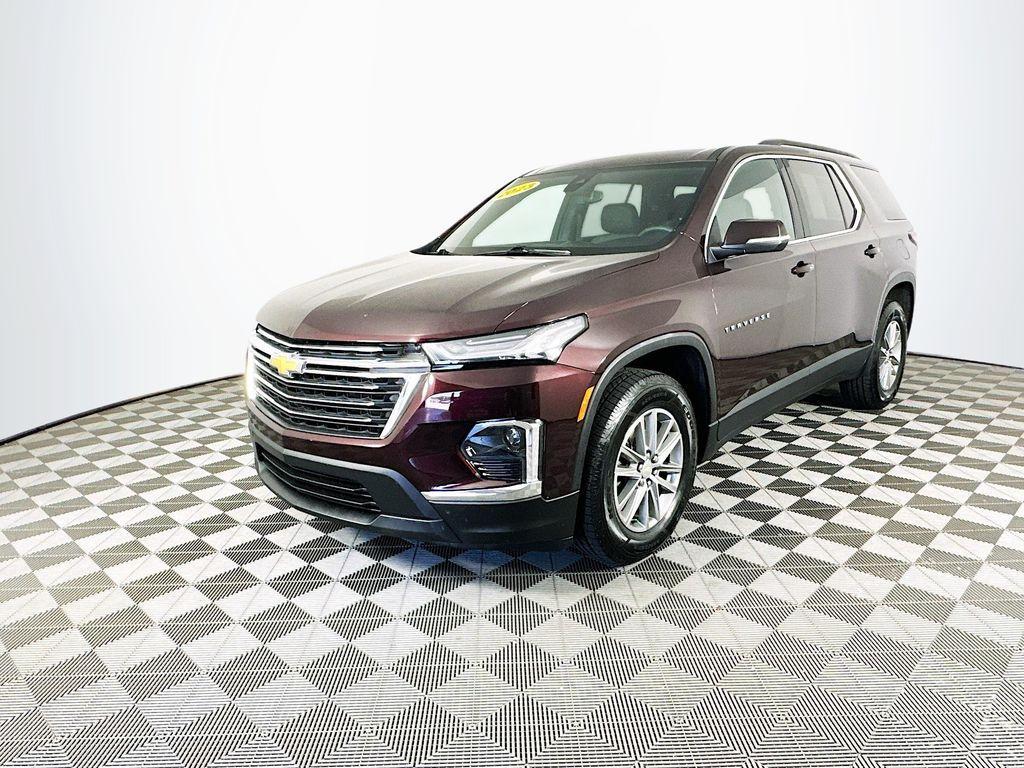 used 2023 Chevrolet Traverse car, priced at $29,998