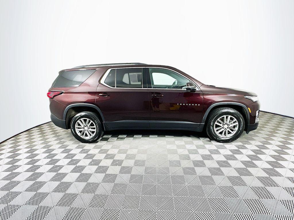 used 2023 Chevrolet Traverse car, priced at $29,998
