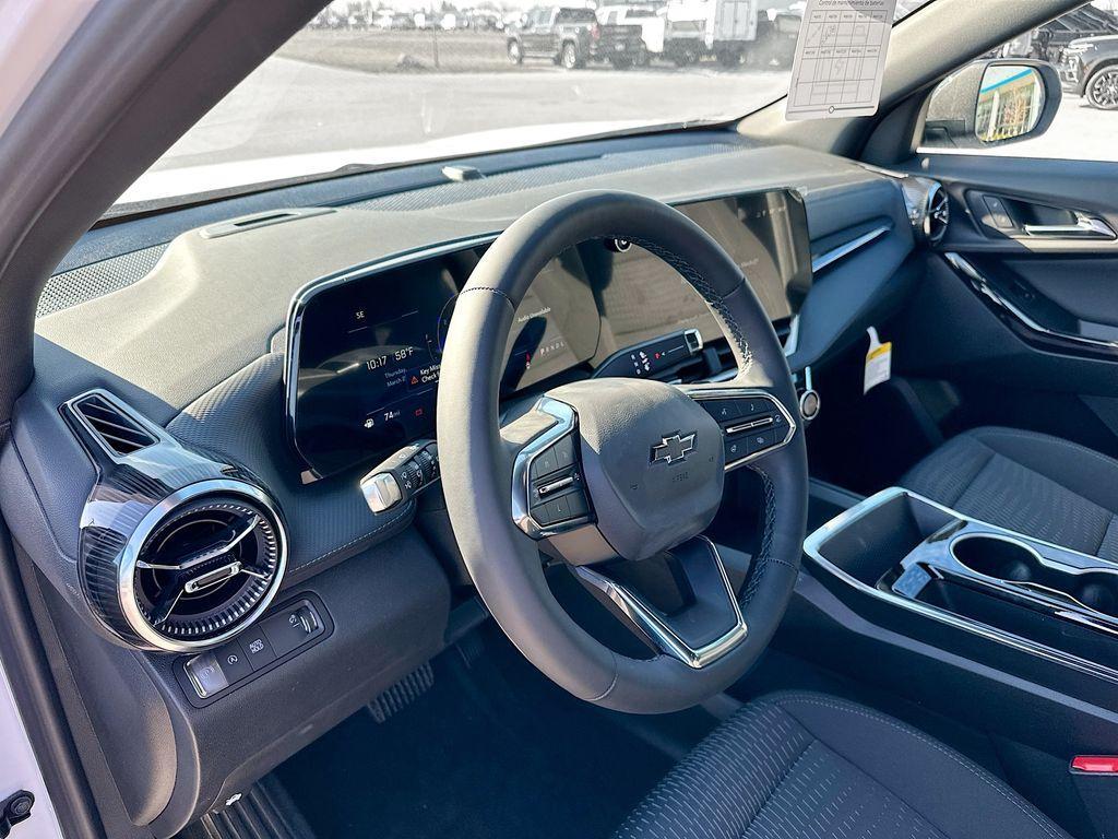 new 2025 Chevrolet Equinox car, priced at $32,125
